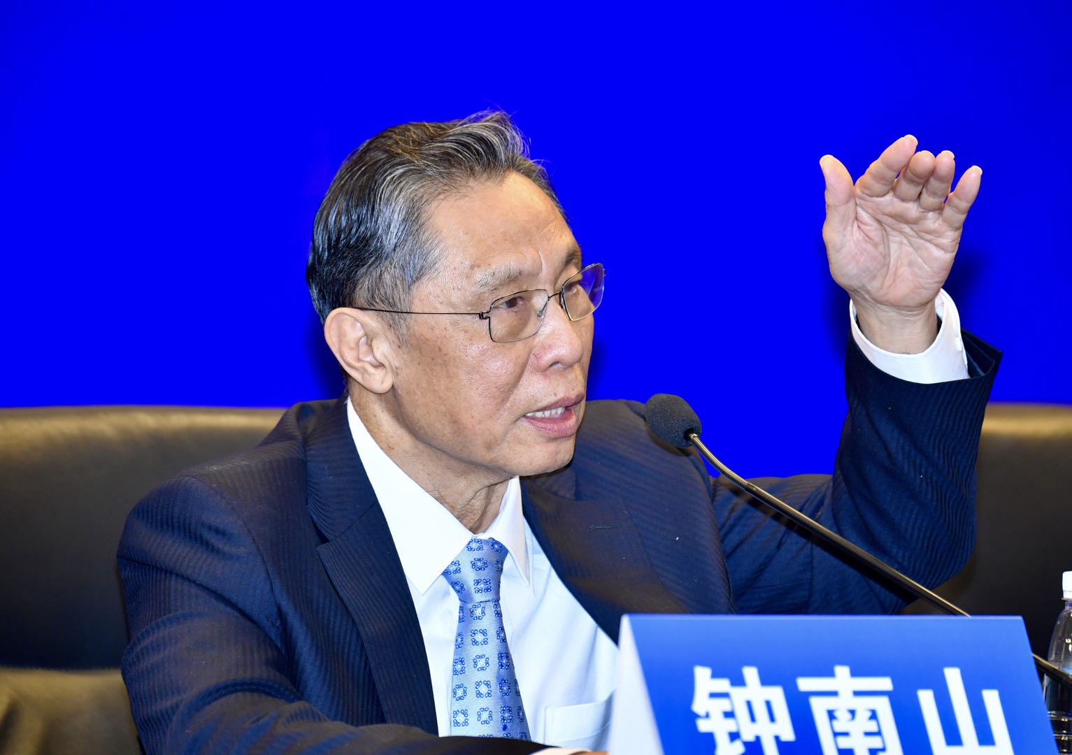 钟南山:中国研发疫苗有五个方向,希望2,3个月有重大进展