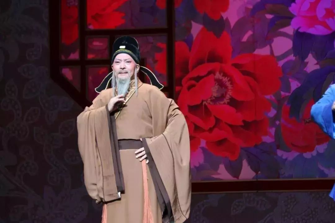 欧凯明在《搜书院》中饰演谢宝