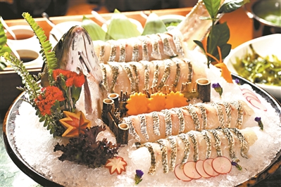 海鲜食材鲜活到货。