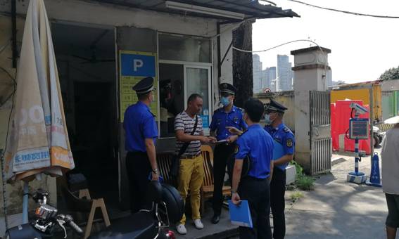 荔湾区城管执法局积极做好台风海高斯防御工作
