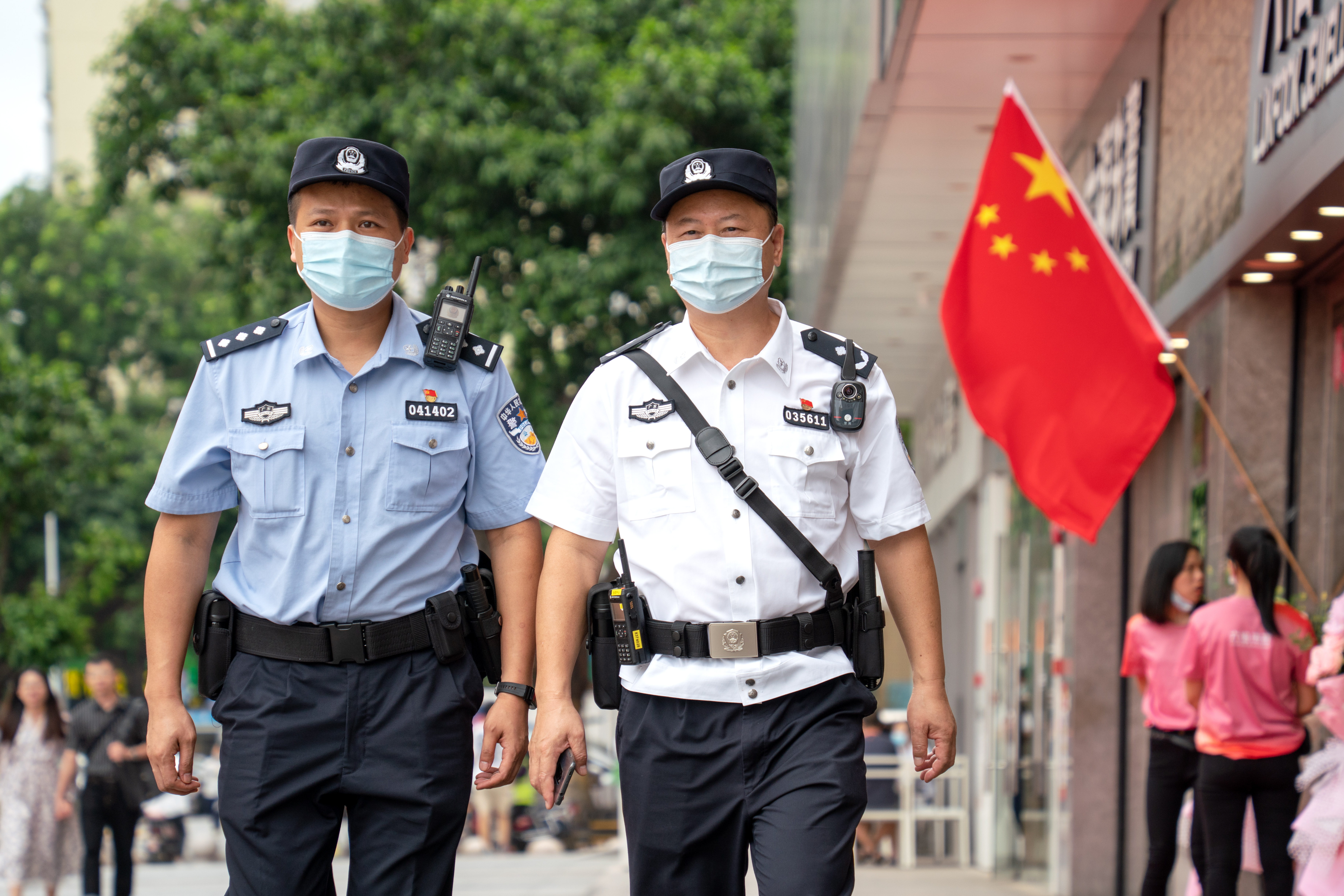 双节假期首日,广州全市社会治安大局平稳有序