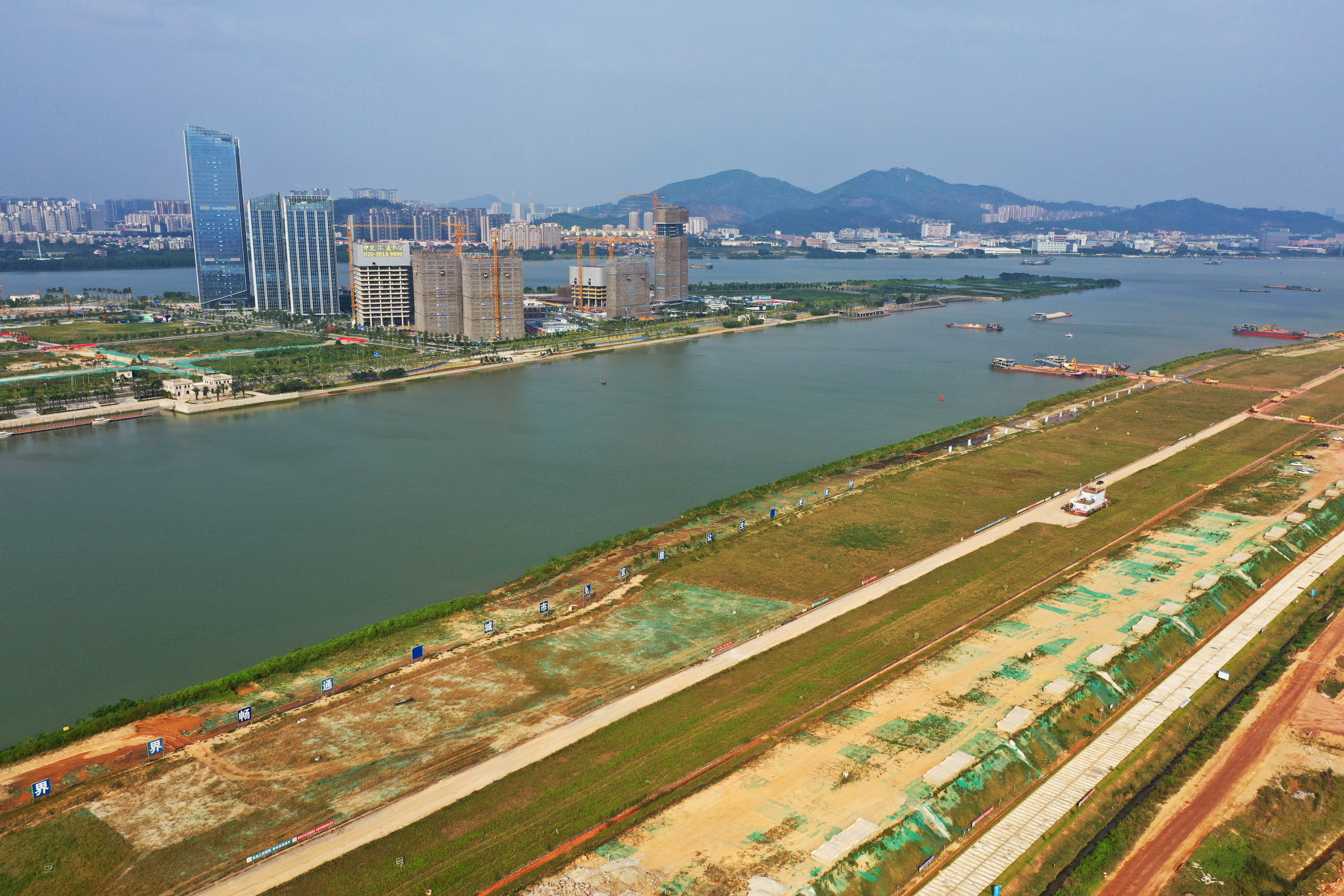 南沙横沥岛尖惊现大草原