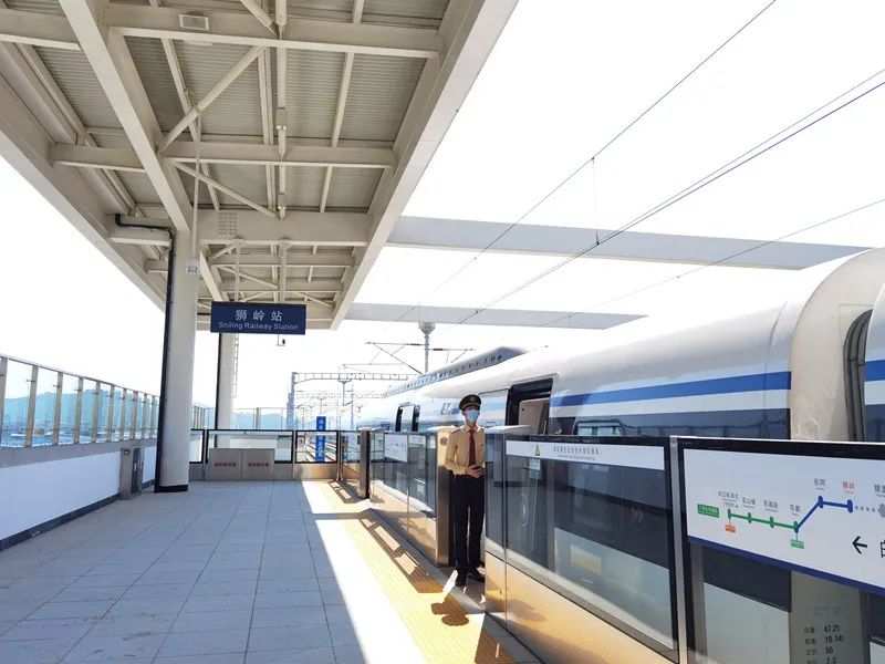 站, 狮岭站,乐同站 试乘期间车速并未提至最高 花都站(图源:清远日报)