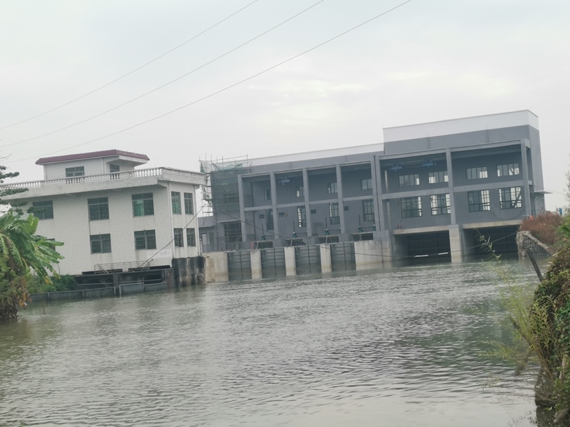 番禺| 不用绕道了!前锋水闸交通桥建成通车