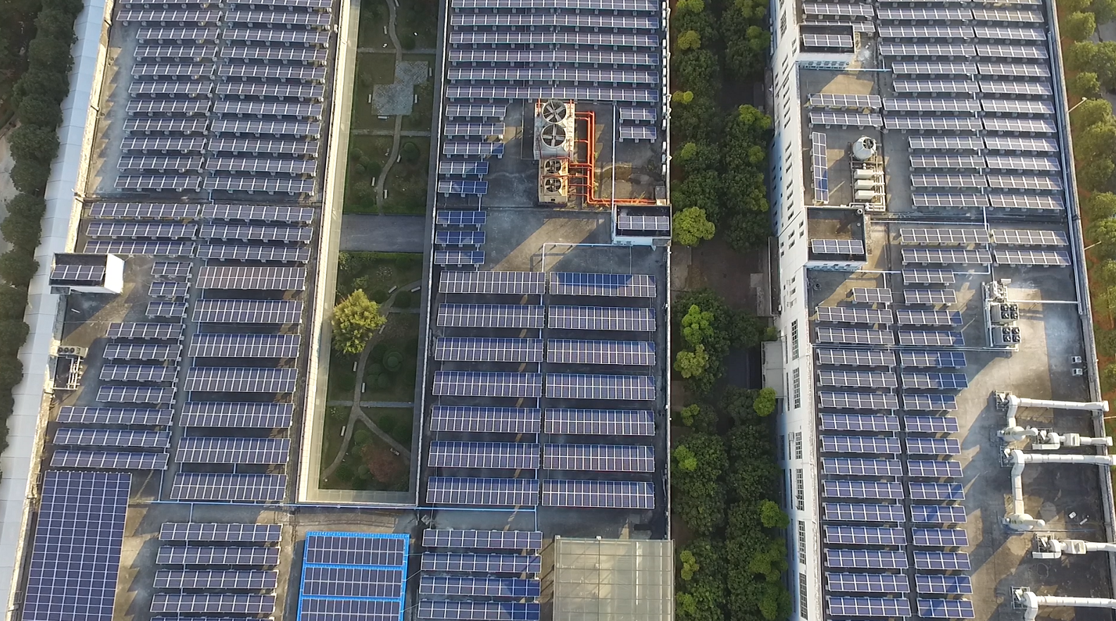 (黄埔融媒 曾妮,陆雯雯,赵勇)近日,国家发改委公示全国首批绿色产业