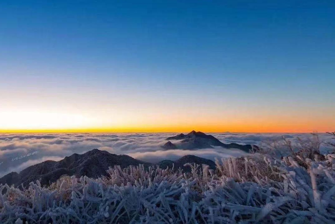 连山金子山看雪图片