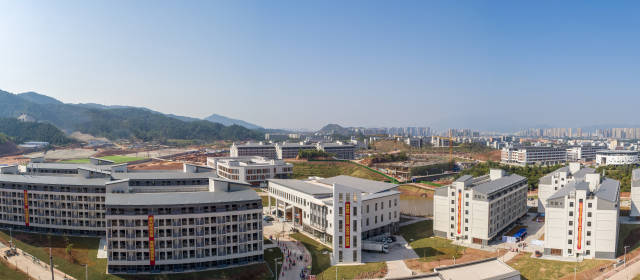 位于东源县的广东技术师范大学河源校区.广东技术师范大学供图