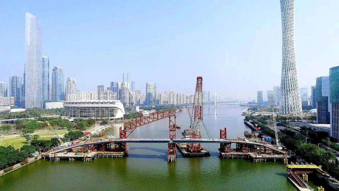 海珠丨连接广州塔和二沙岛!珠江上首座人行景观桥即将合拢