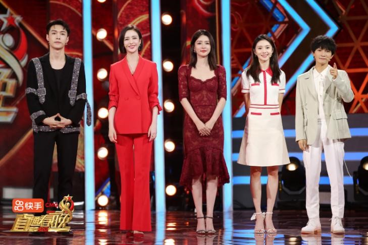 “从阳台上来”!总导演分享春晚“选歌秘诀”