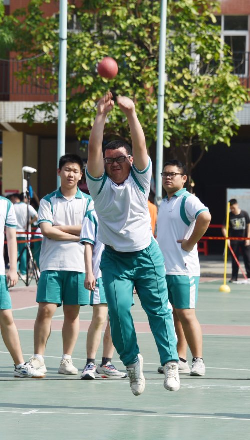 广州中考体育今日开考 足球为最热门选考项目