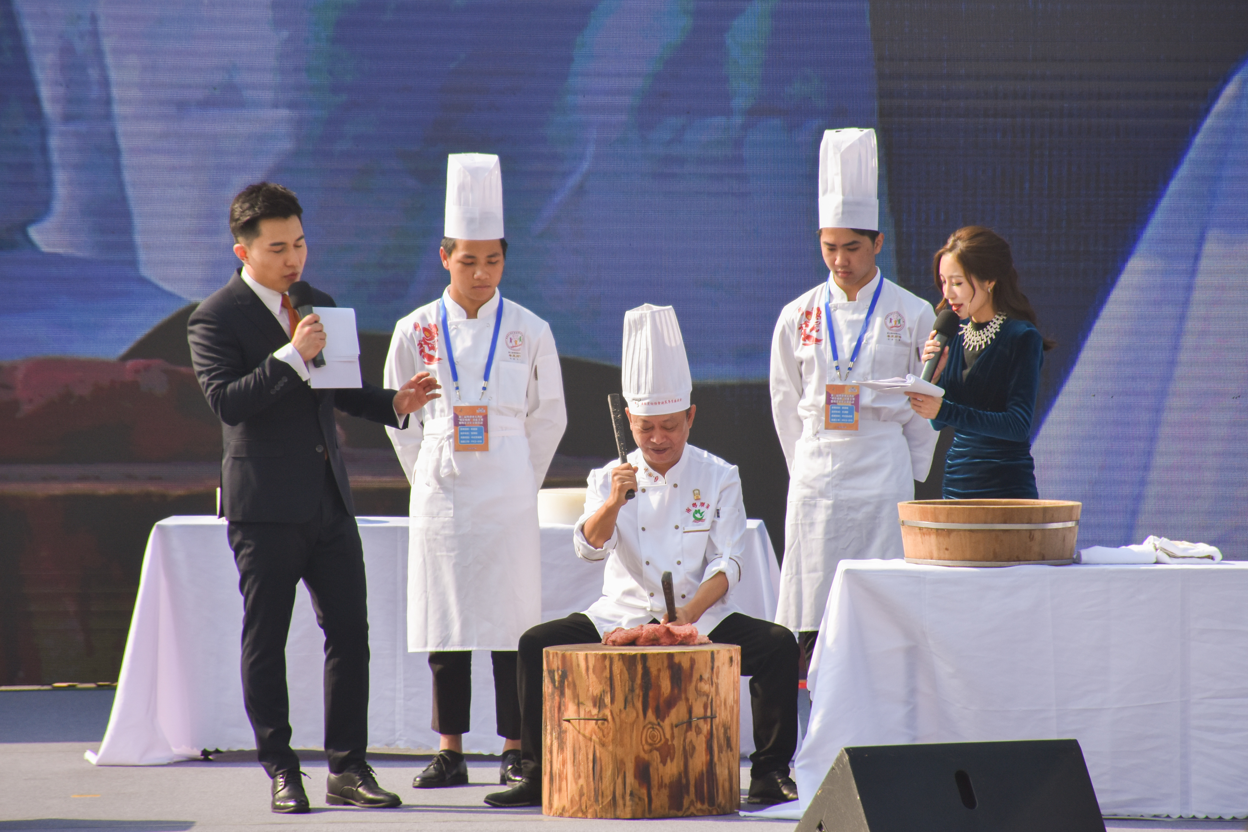 四川95后小伙成潮汕卤水师傅粤菜文化走进成都