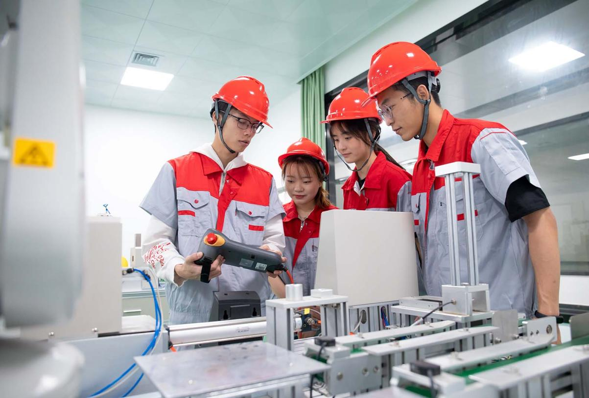 4.29 广州南洋理工职业学院“双身份”育人模式 图片1