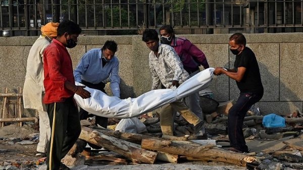 外媒印度疫情肆虐难见拐点死亡病例持续刷新纪录