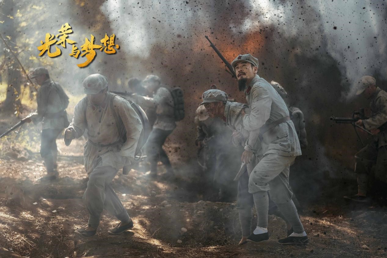 "追剧根本停不下来",《光荣与梦想》火"出圈"