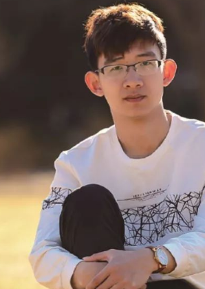 刘嘉森新书分享成才秘诀