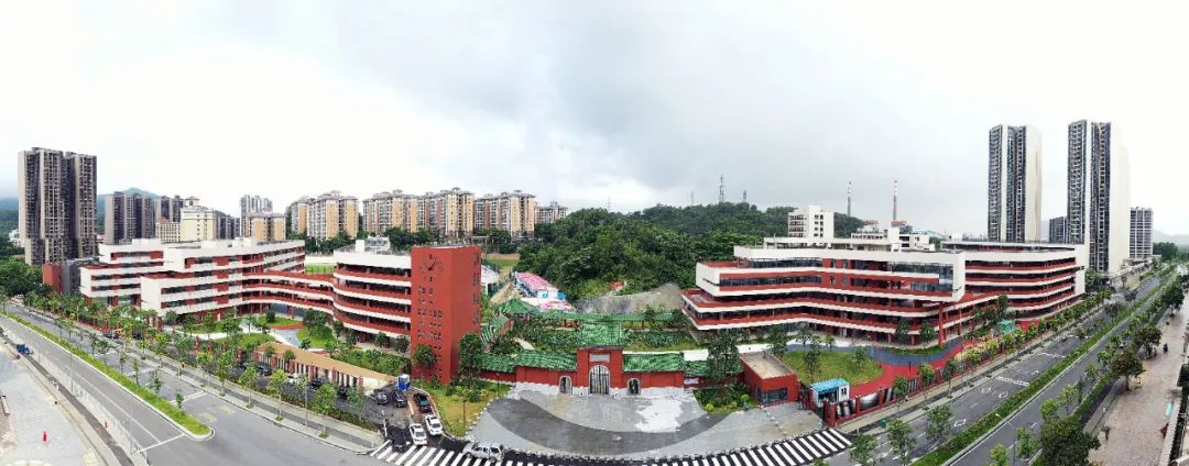 执信中学 01 校园面积 学校占地约83.5亩,总用地面积55693.