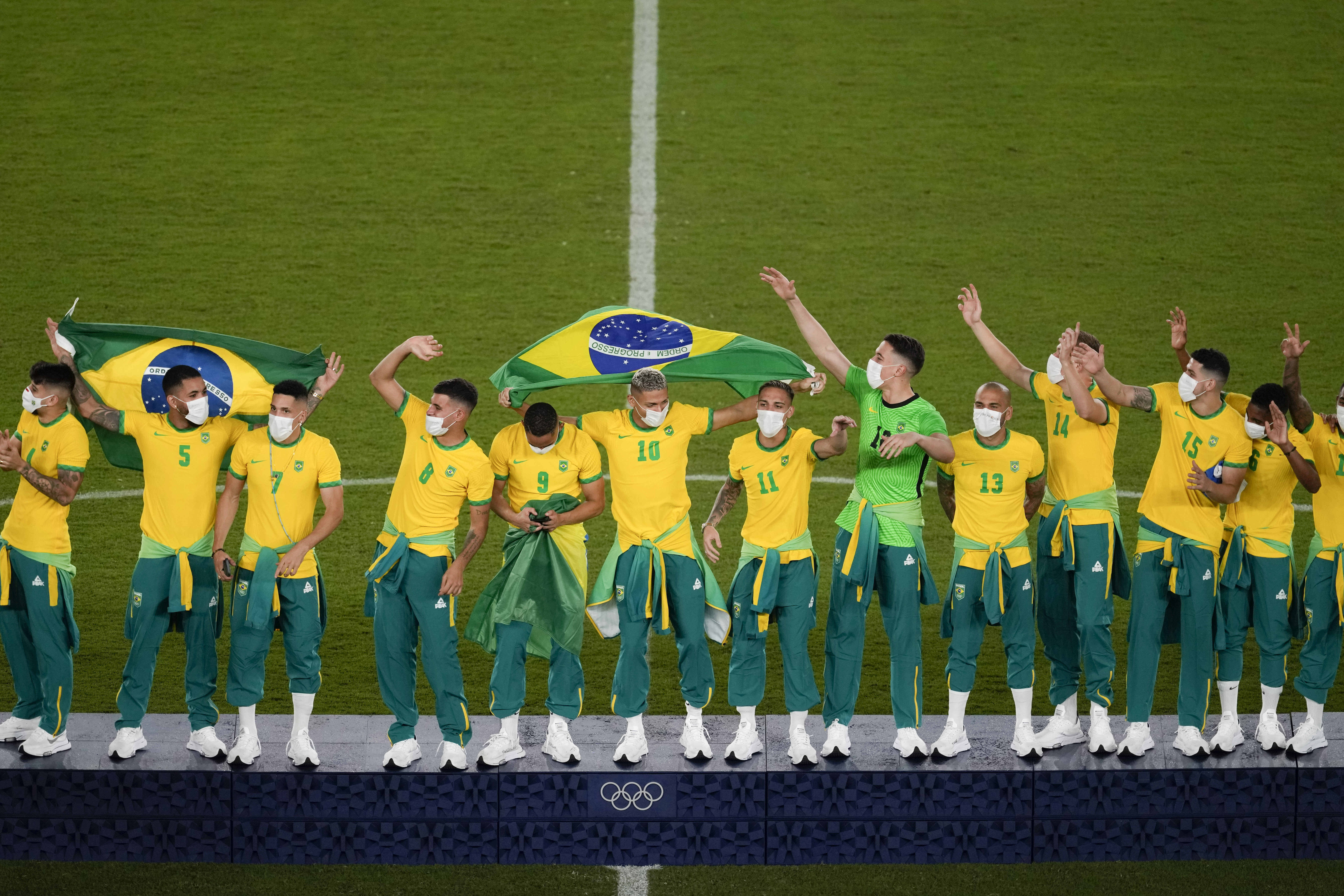 巴西奥运会足球图片