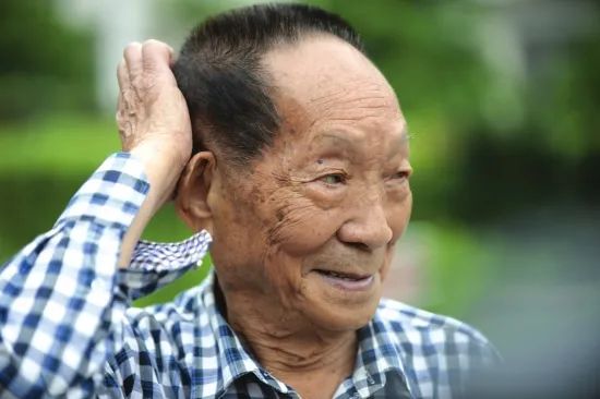 您91岁了,总以为您还在