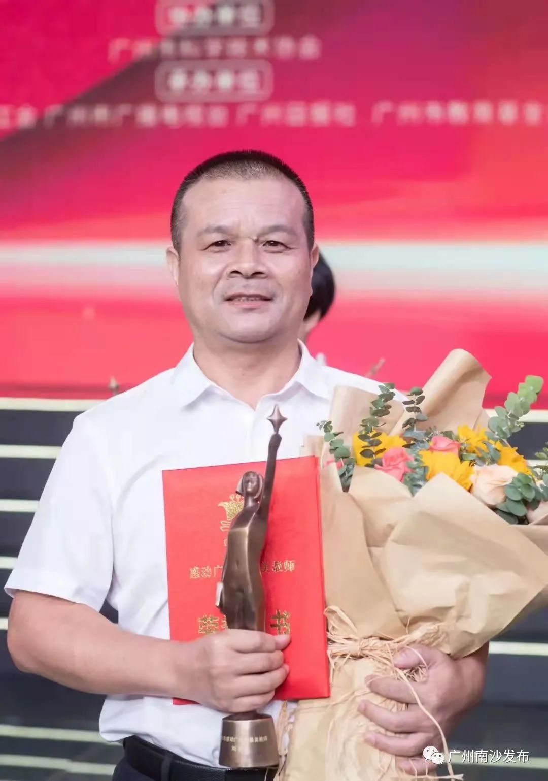 pexels-fauxels-3184317.jpg 图片