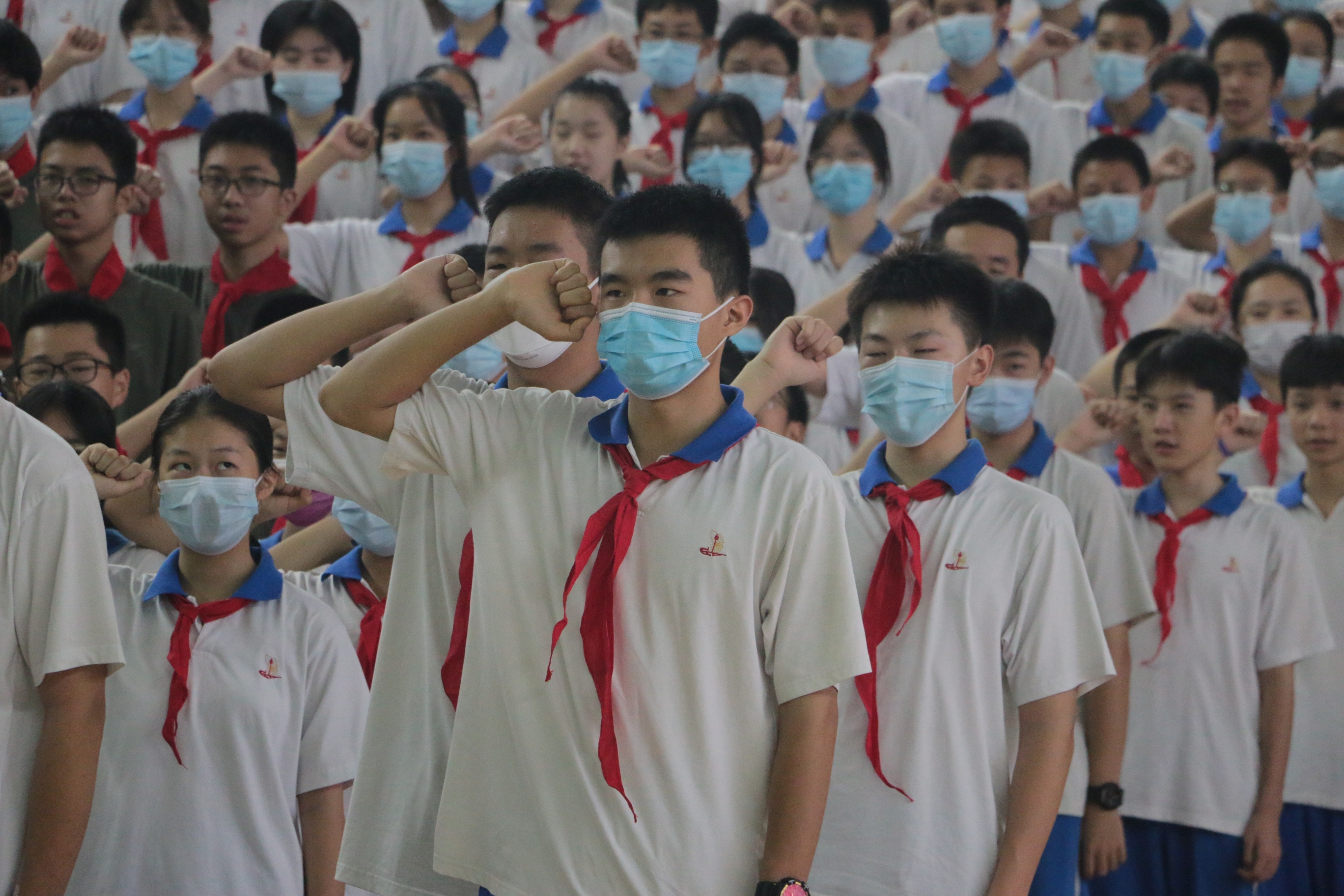 青春起舞 梦想远航 广大附中举行青春礼仪式