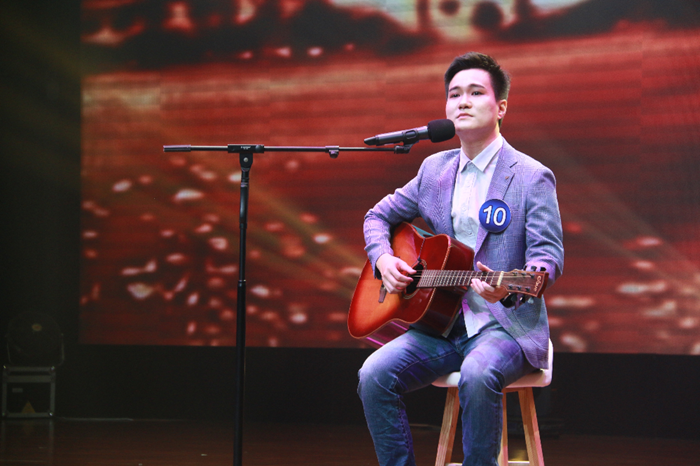 三,比赛具体安排 本届大赛分三个阶段进行.