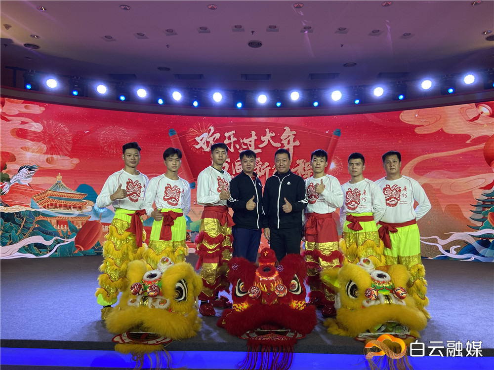 醒狮(李东彪) 醒狮(李东彪)