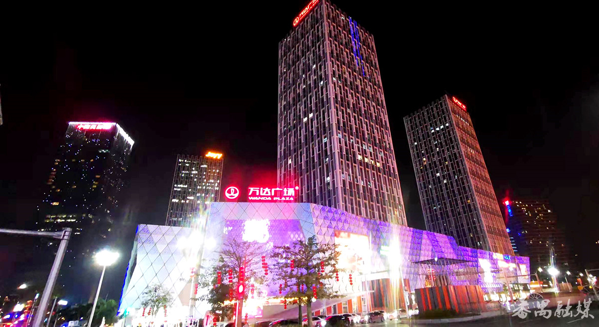 万达广场的灯饰