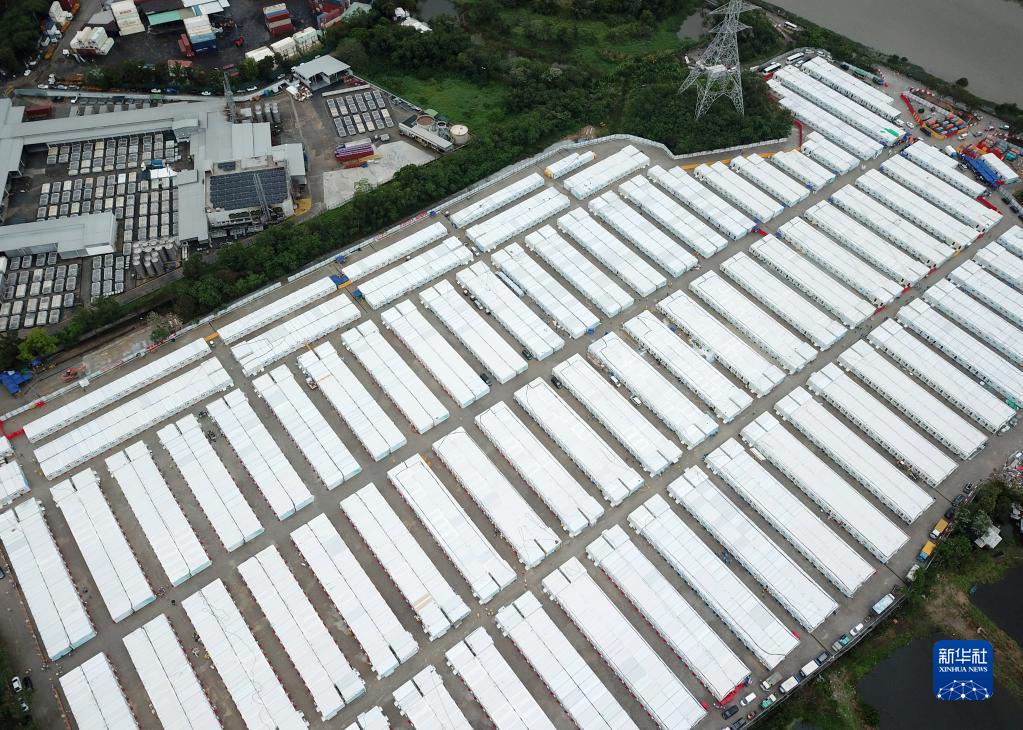 3月24日拍攝的香港元朗社區隔離設施(無人機照片)。新華社記者 李鋼 攝