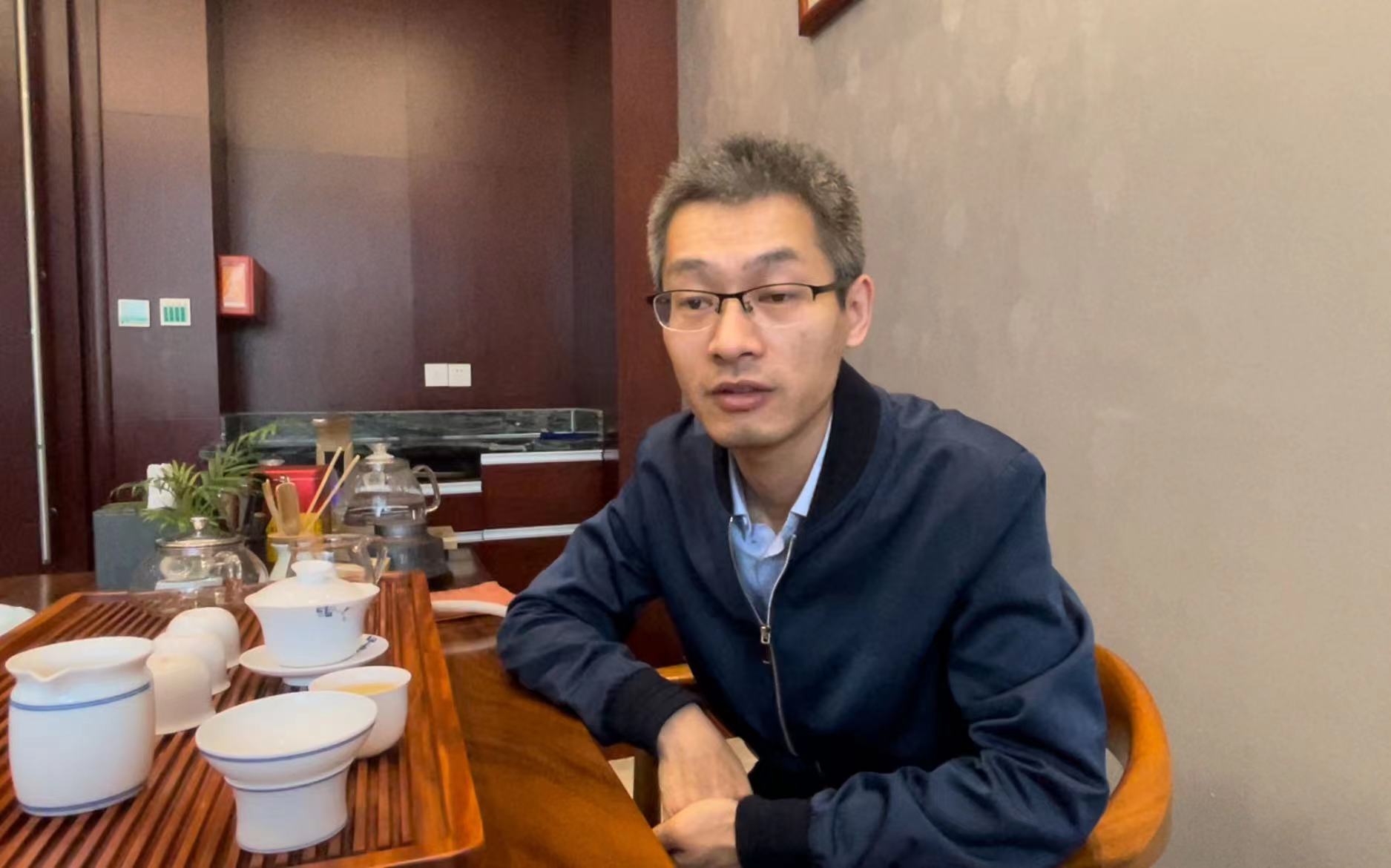 束浩然我们在给蓝藻做核酸检测