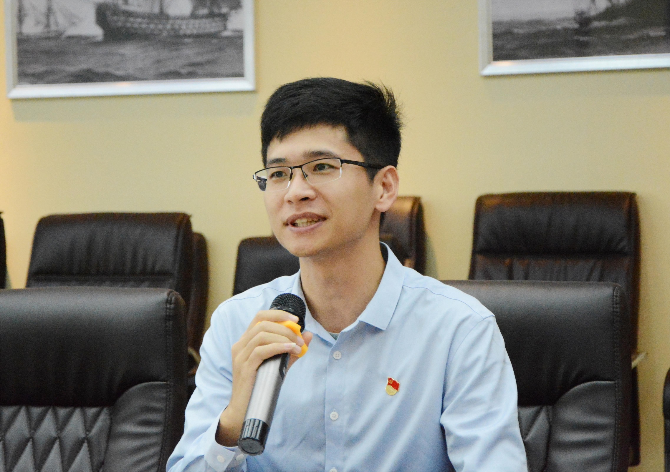 九尾科技ceo王锐旭根据云校招live数据显示,人力资源岗,新媒体运营岗