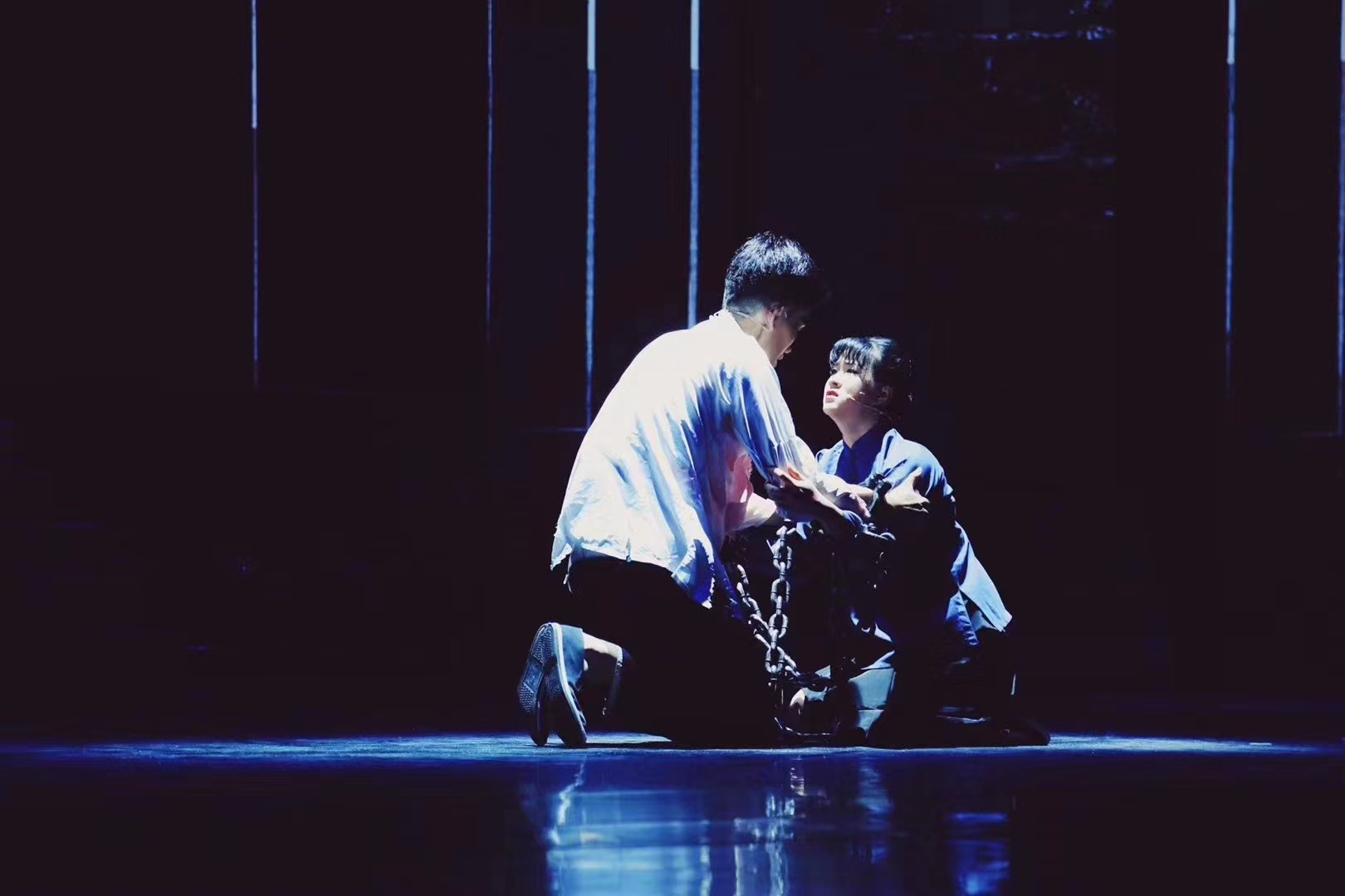 《红色甲工》剧照2