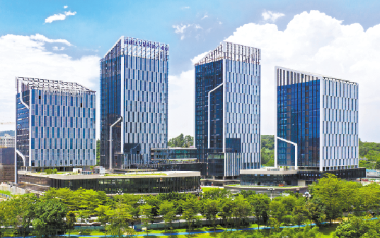 广州开发区专精特新产业园之一 — —高新钧恒广场。贾自豪 摄