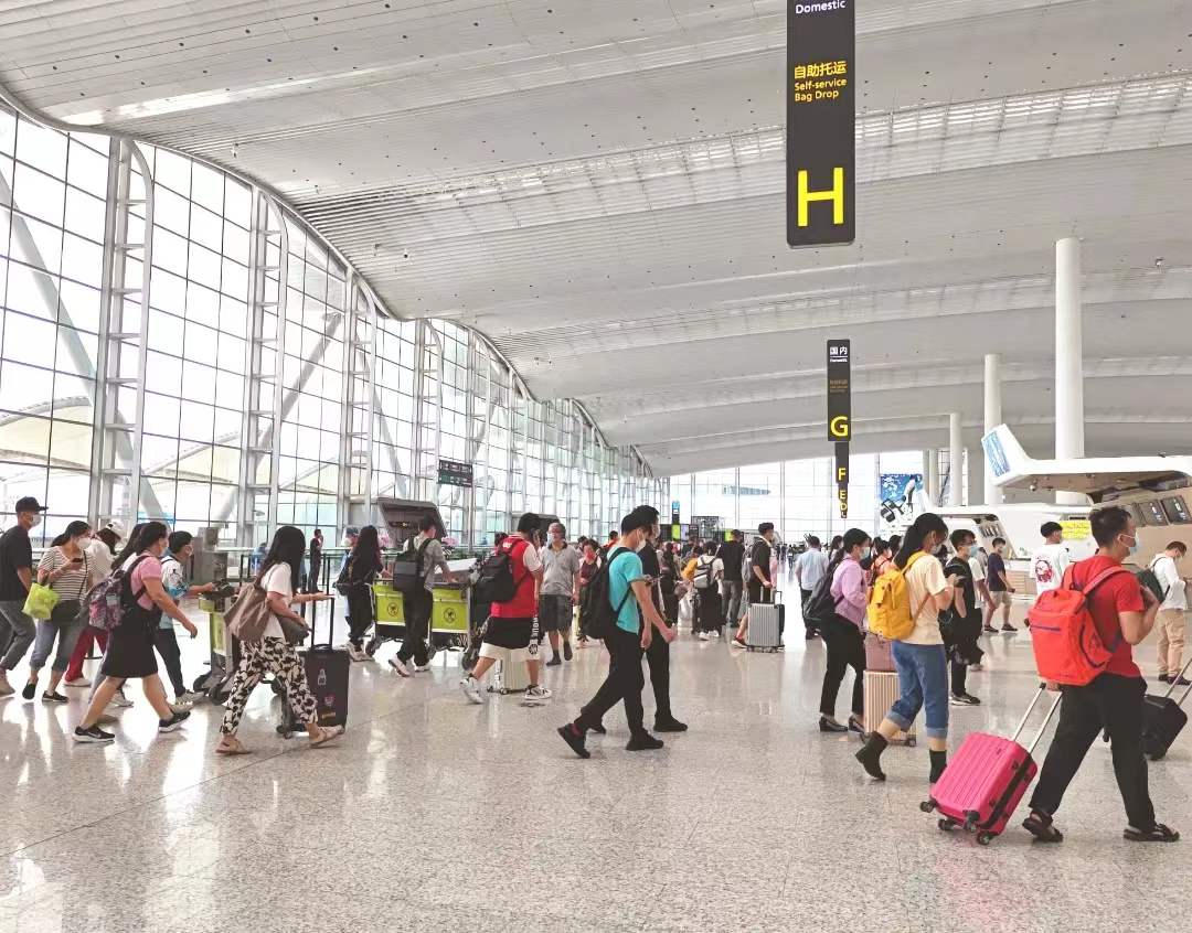 广州白云机场常态化运行 南航大幅恢复在穗国内航班-笑奇网