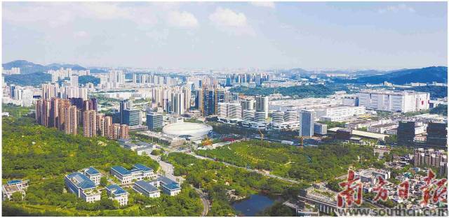 黄埔区创新创业活力迸发。广州科学城片区产业形态和城市形态迎来巨变。李剑锋 摄  