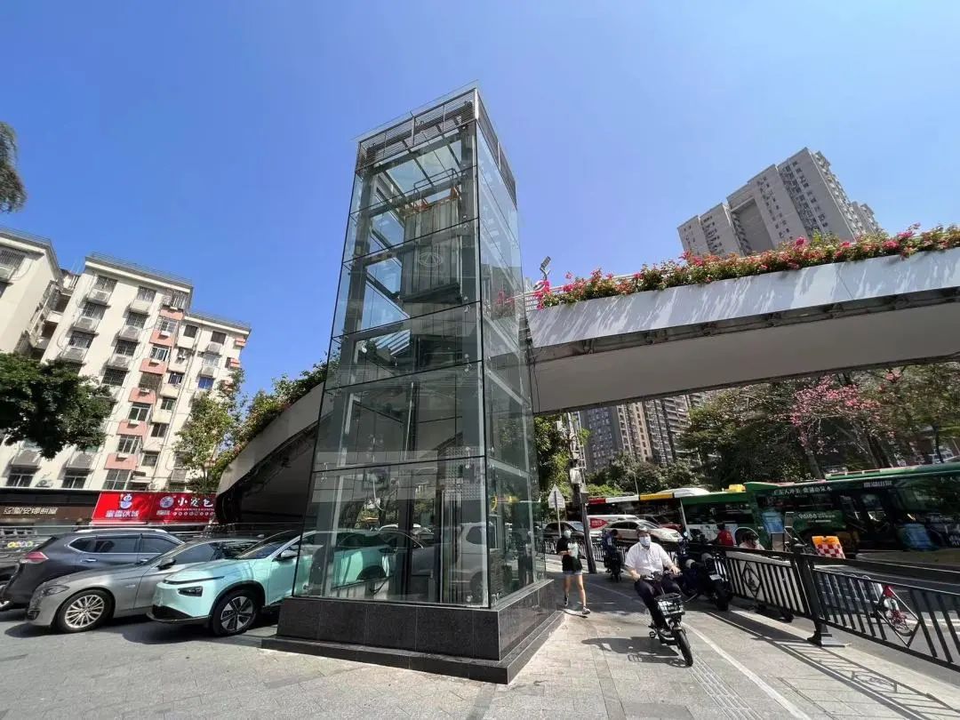 广州大道快捷化系统改造新进展：高领宾馆人行天桥投入使用