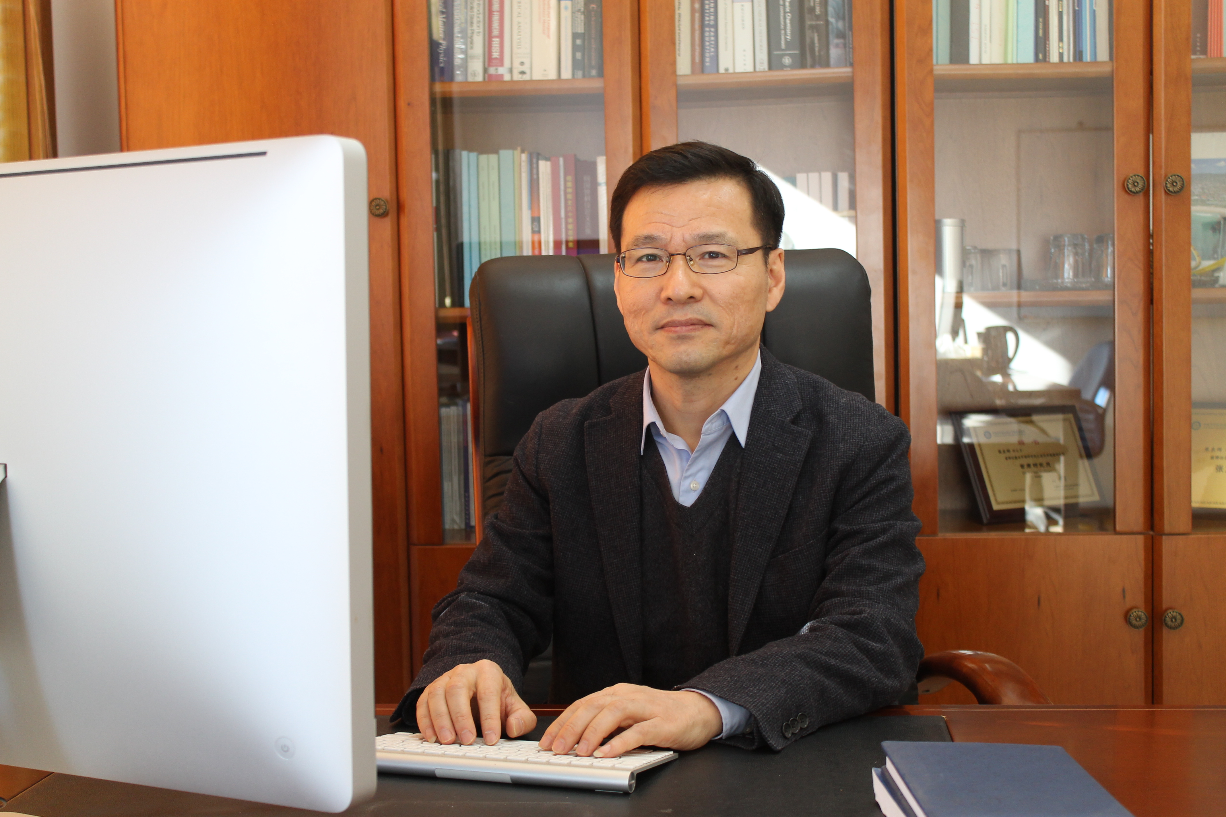 中科院院士张东辉:中国近10年科研水平飞速提升 未来获诺奖科学家将不