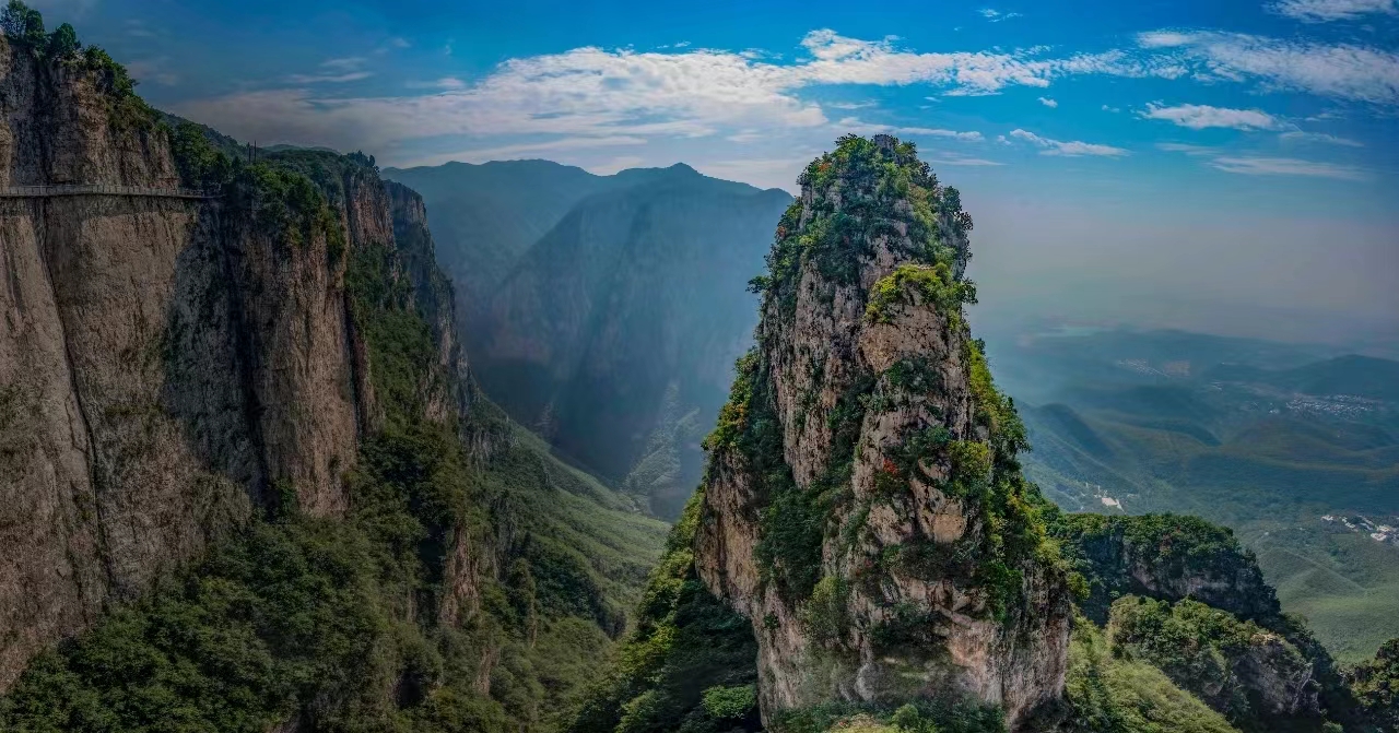 2015759007.jpg 2015759007.jpg