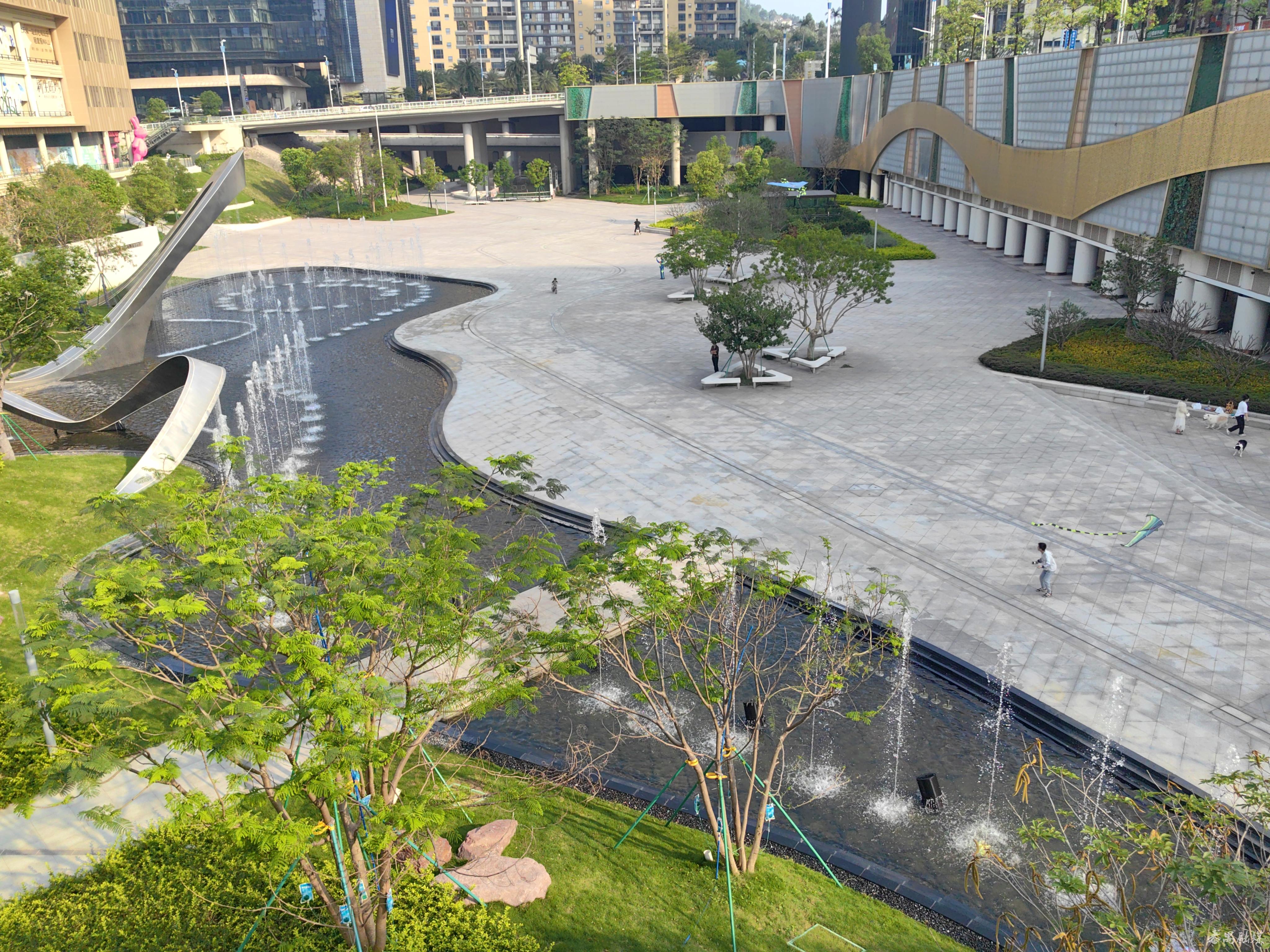 活力喷泉、童趣乐园 隐藏在万博商务区的开放公园,等你来打卡!