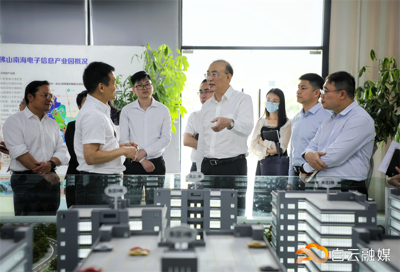 044A1902-02 044A1902-02