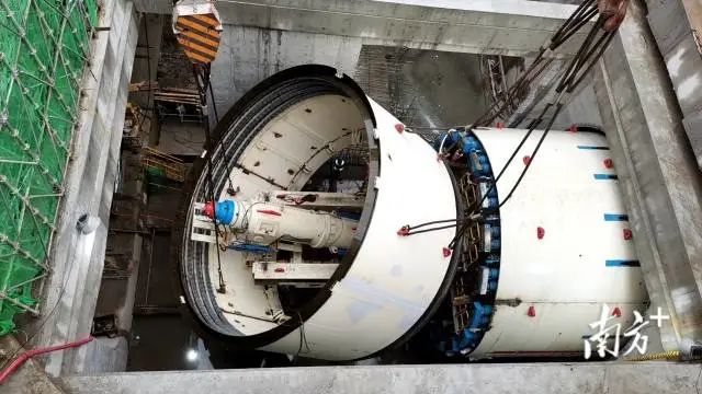 盾构机组装 图片