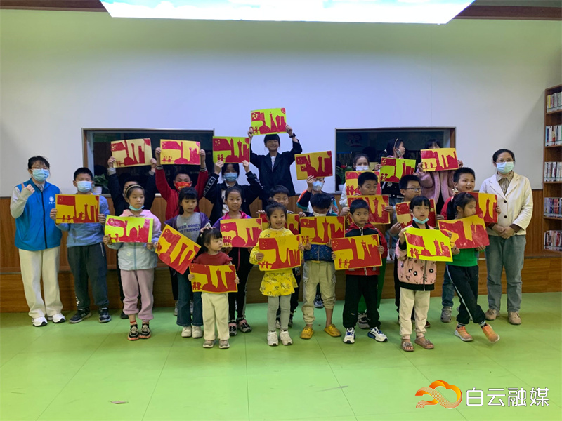 “阅读心向党”走进大源分馆