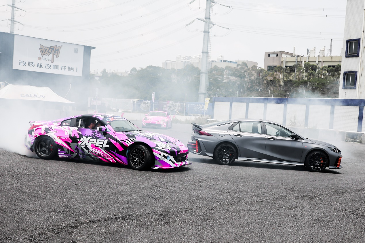 影豹R-2.png 影豹R-2.png