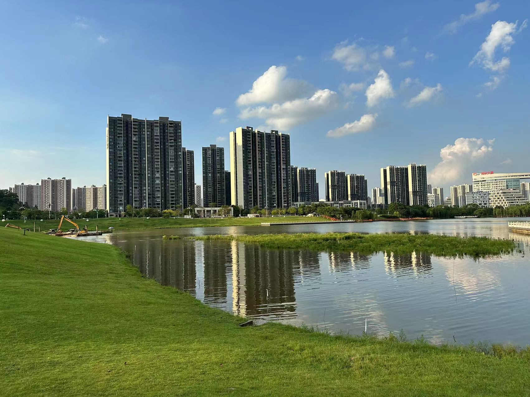 利好带动下楼市人气回升 这个金九银十可以期待