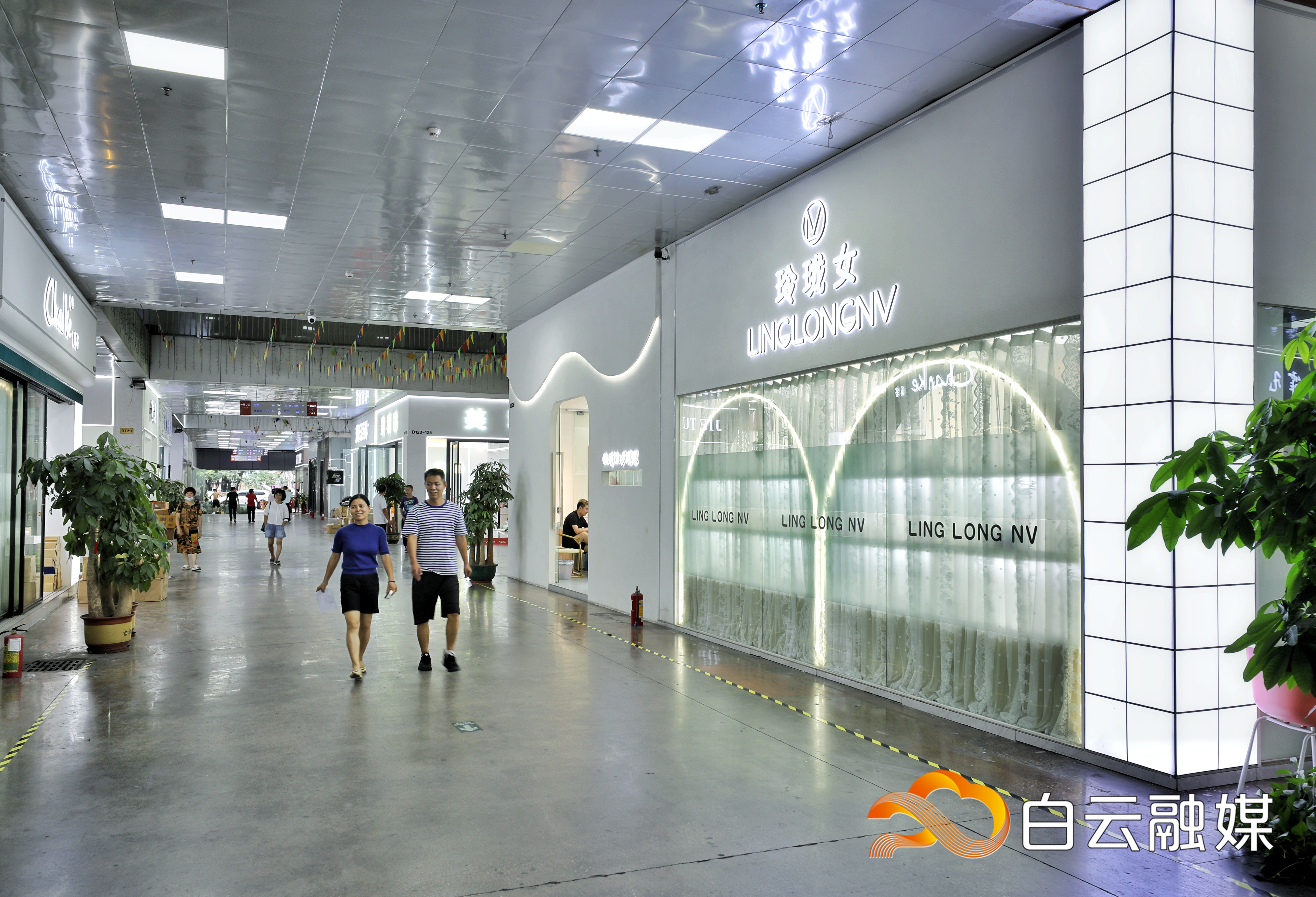 1692081314184041323.jpg 044A9911-01.jpg