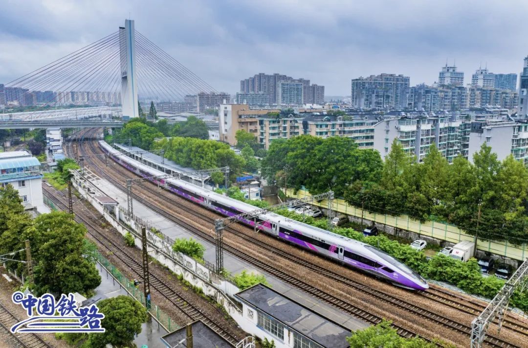 a2b0d540e59e421e9b09150bff86bcac