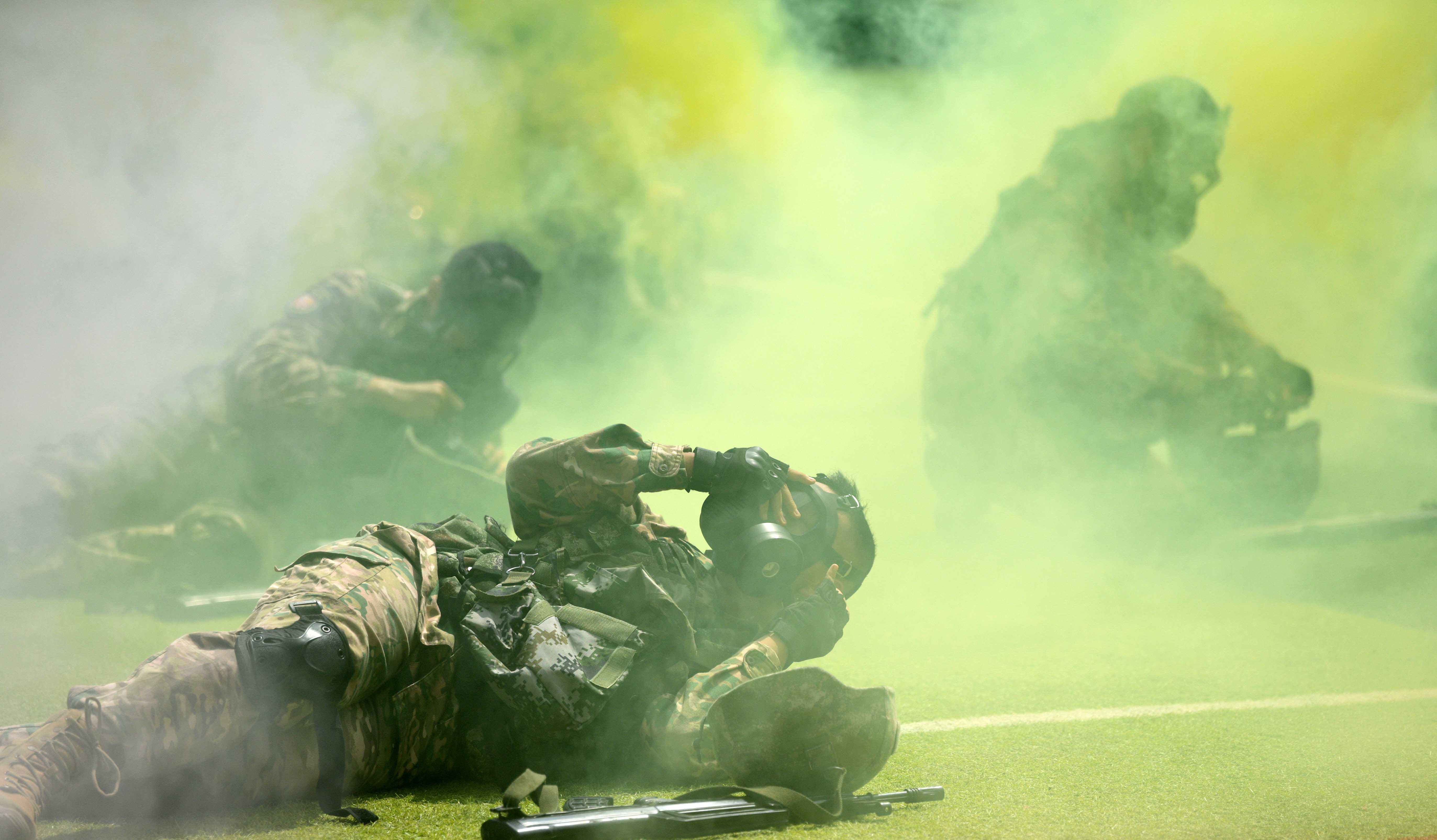 邱伟荣-广州举办2023“国防教育进校园”暨“国-FZ100210794769