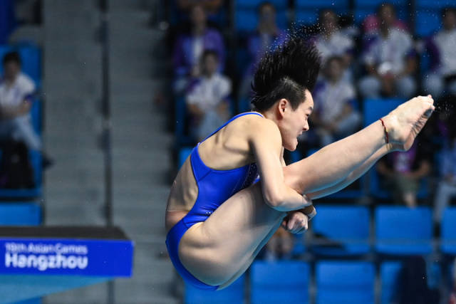 10月4日，中国选手陈艺文在比赛中。新华社