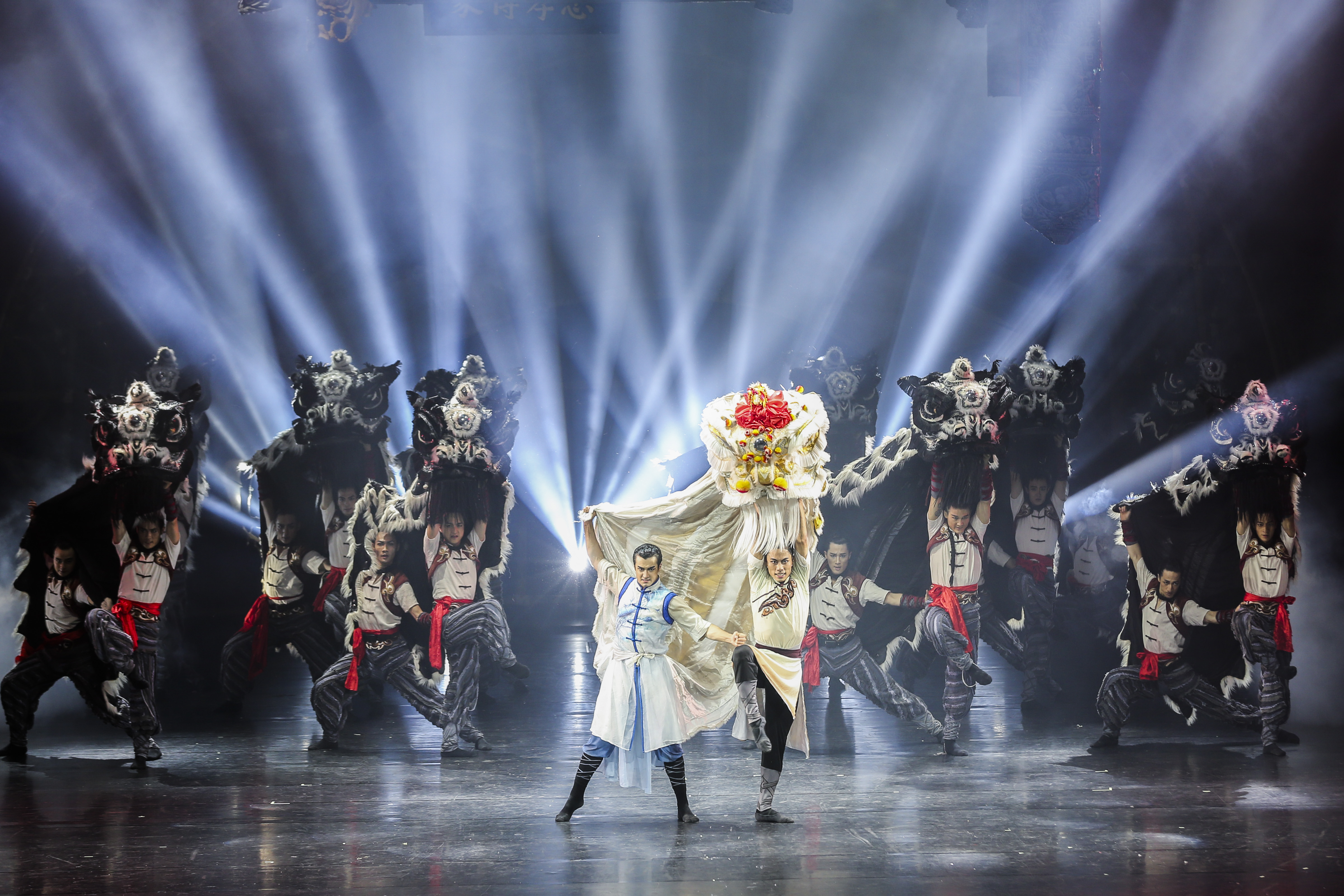 梁意聆-醒狮2-FZ100410906823