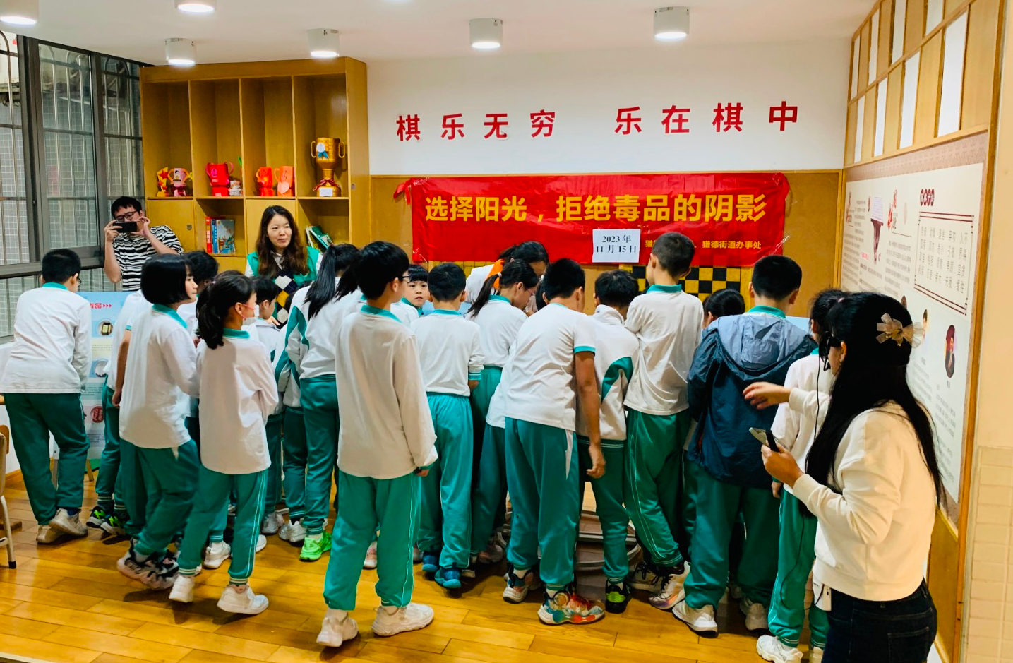 图片4.jpg 图片4.jpg