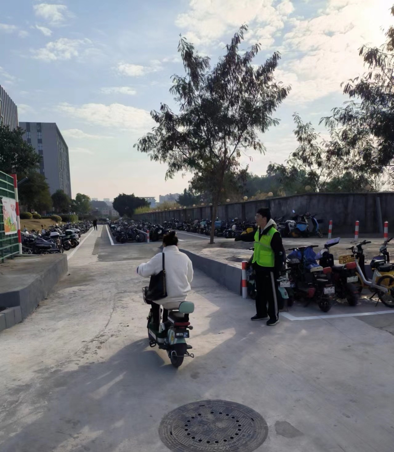 dd313402b797aacbb2fb825bd98cb4c8